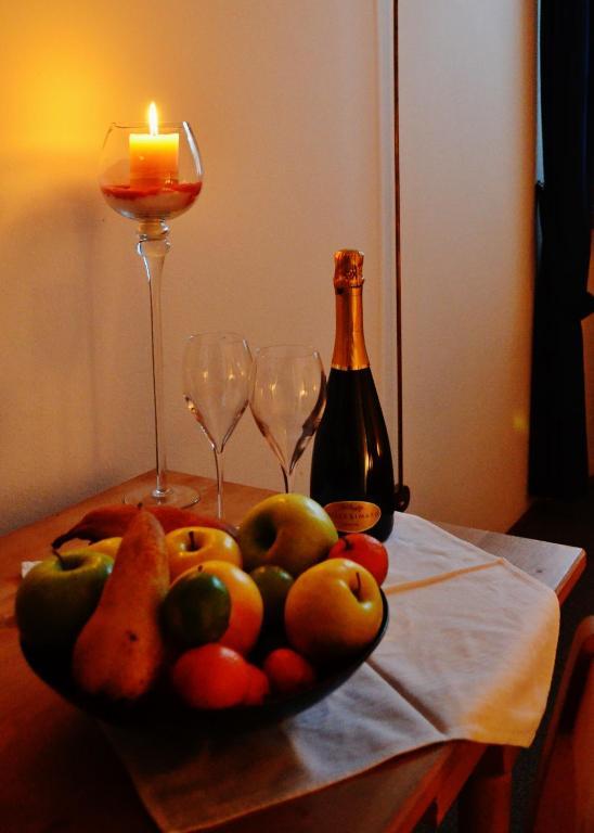 Hotel Locanda Le Tre Oche モリーナ・ディ・レードロ エクステリア 写真